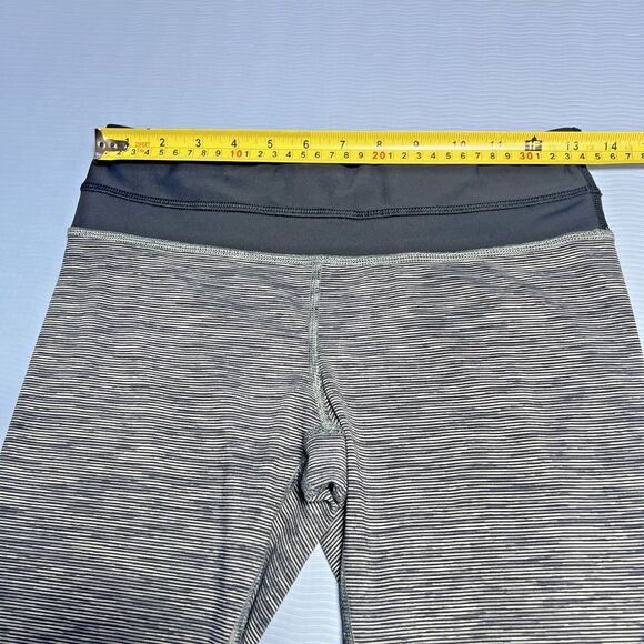 Lululemon Women’s Inspire Crop II Wee Are From Space Black Slate Size 6 - Picture 3 of 7
